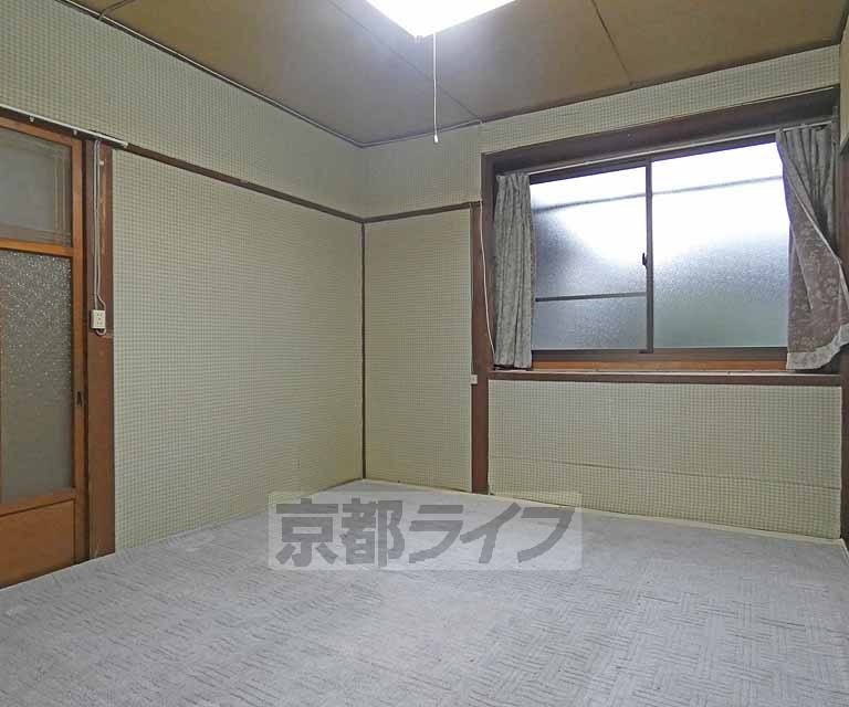 居室・リビング　倉庫利用にピッタリです。