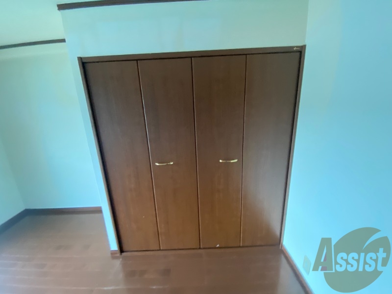 収納　押し入れタイプは奥行きがしっかりあって沢山収納できますね～