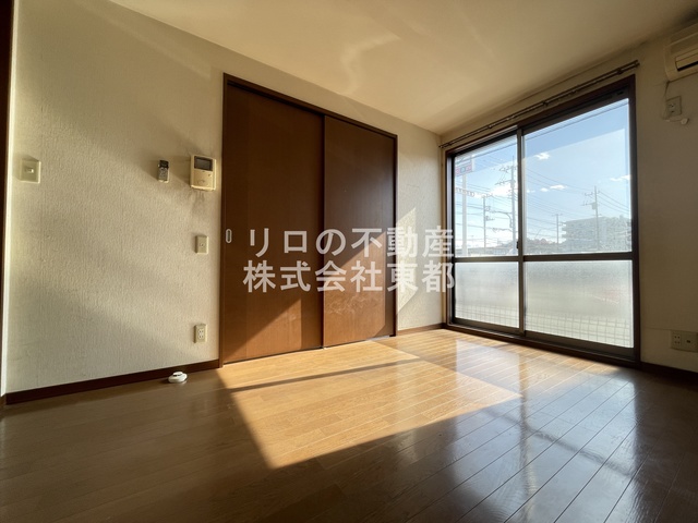 その他部屋・スペース　窓から暖かな日差しが入ります♪