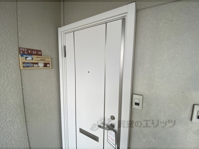 玄関　インターホン