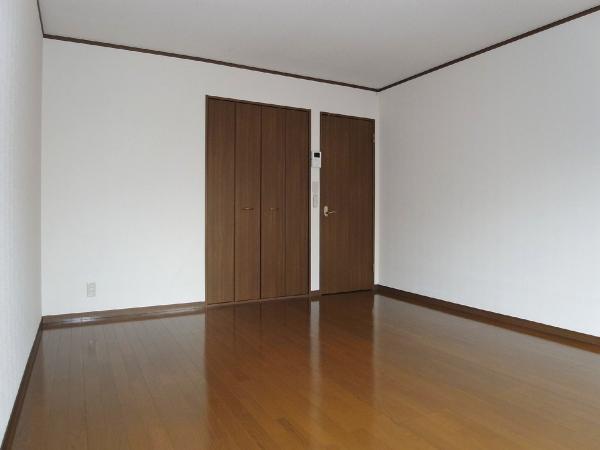 居室・リビング　内装