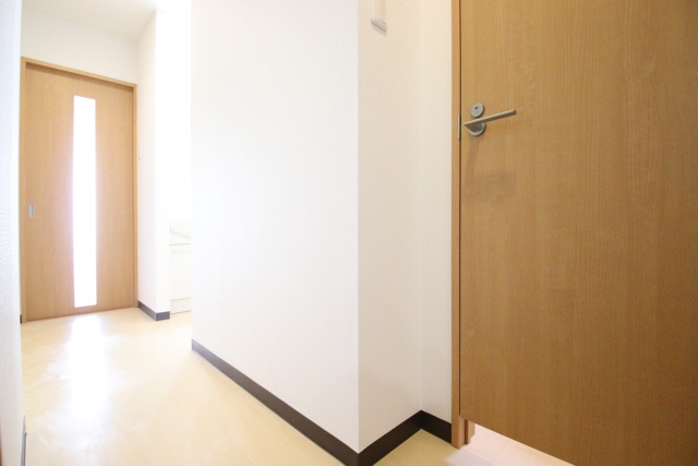 玄関　※別室の参考写真の為、現況優先です。
