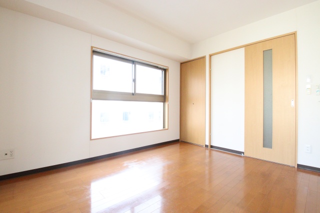 居室・リビング　※別室の参考写真の為、現況優先です。