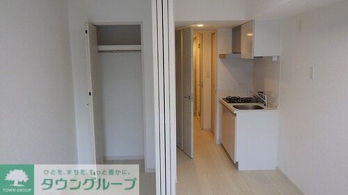 その他部屋・スペース　クロゼット　※同タイプ（201号室）の写真