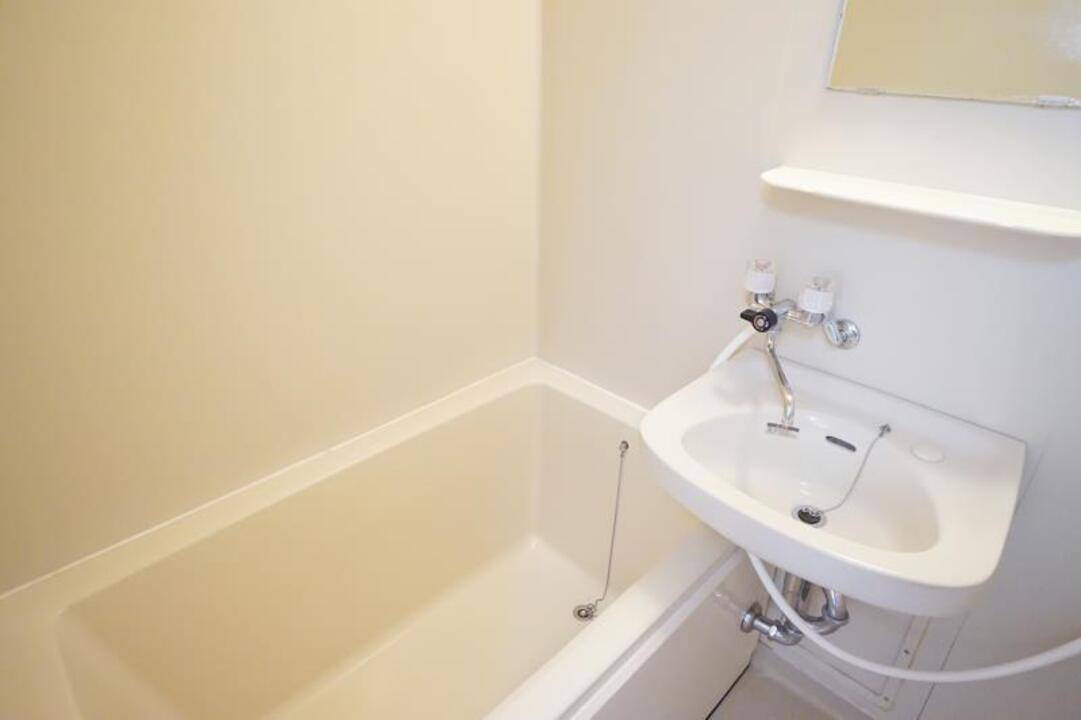 バス・シャワールーム　浴室