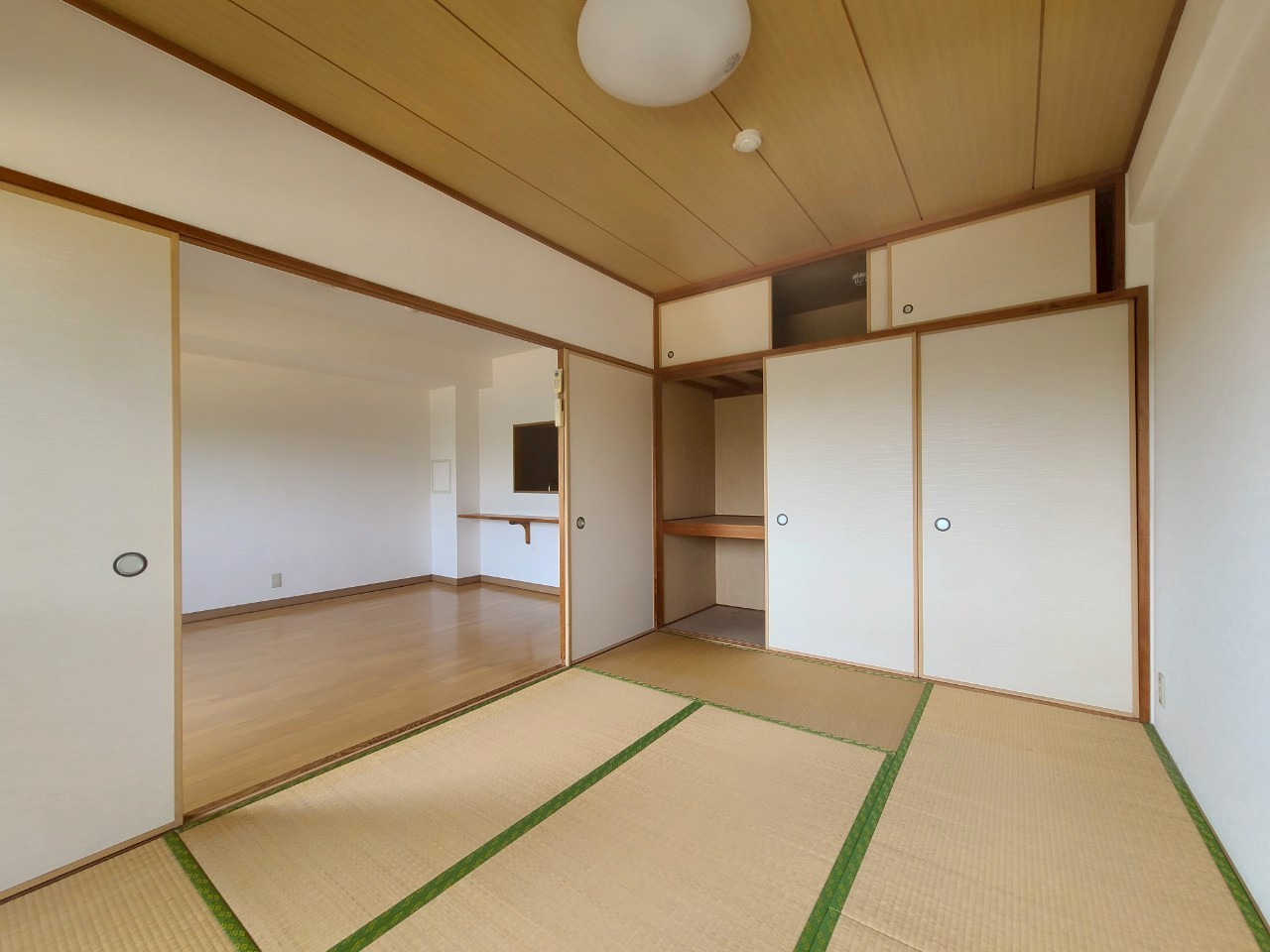 ライオンズマンション朝霧北の内装写真