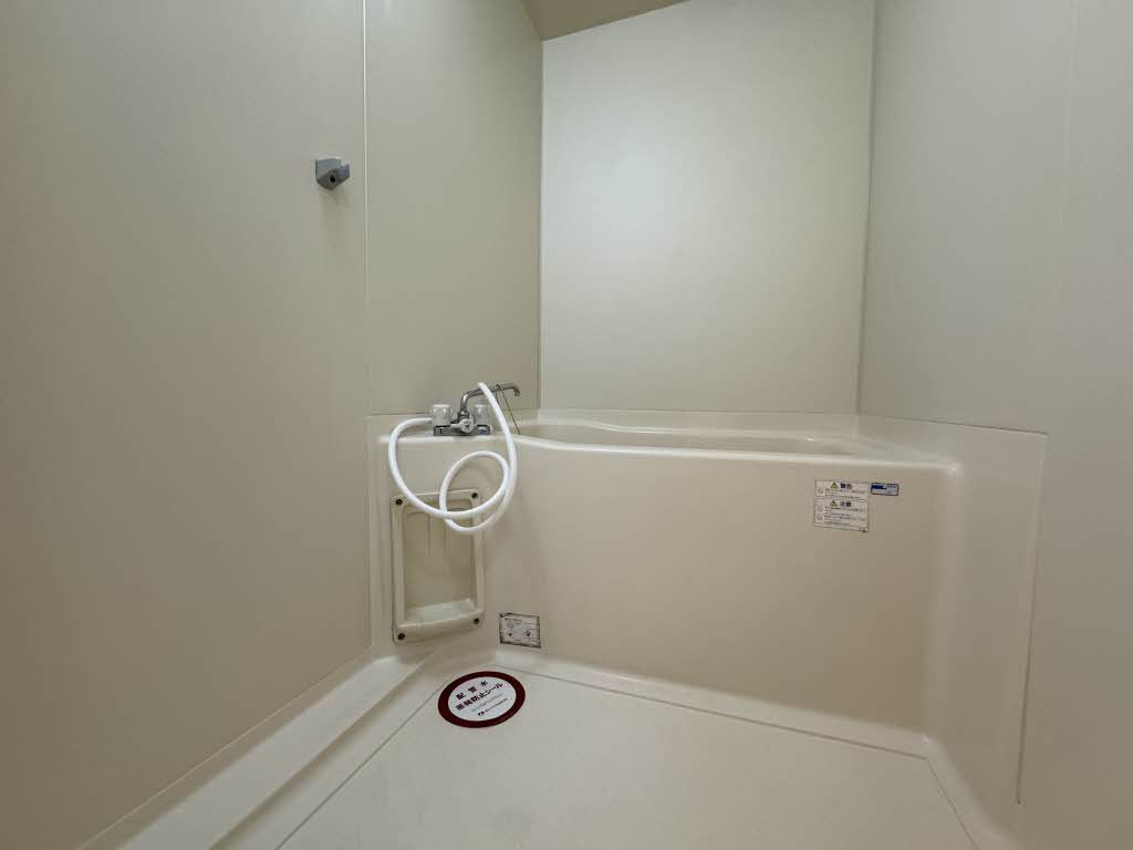 バス・シャワールーム　バスルーム