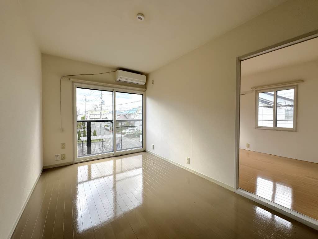 居室・リビング　リビング