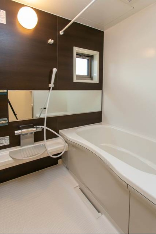 バス・シャワールーム　図面と現状に相違がある場合には現状を優先