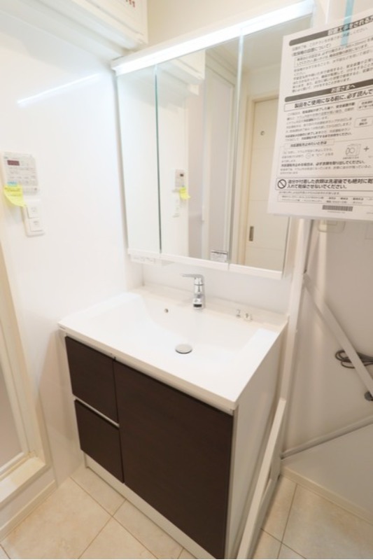 洗面設備　図面と現状に相違がある場合には現状を優先