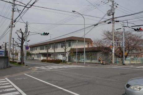 幼稚園・保育園　奈良市立朱雀こども園（幼稚園・保育園）まで269m