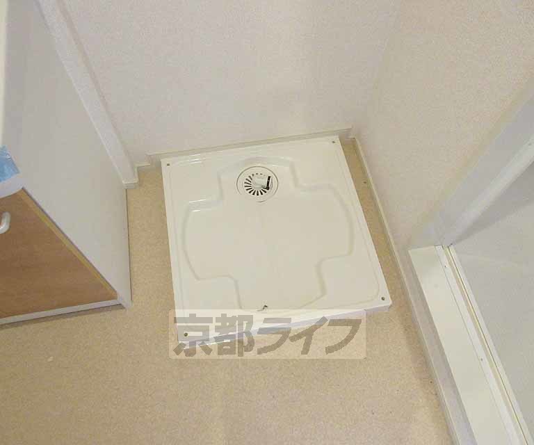 その他設備　室内洗濯機置き場です