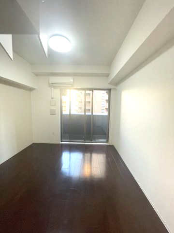 居室・リビング　イメージとして他号室の部屋写真を表示しています