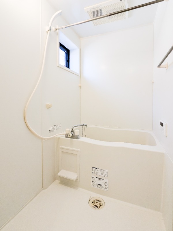 バス・シャワールーム　図面と現状に相違がある場合には現状を優先