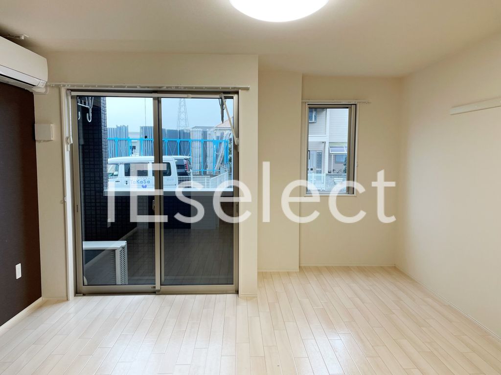 居室・リビング　明るくキレイな居室です♪