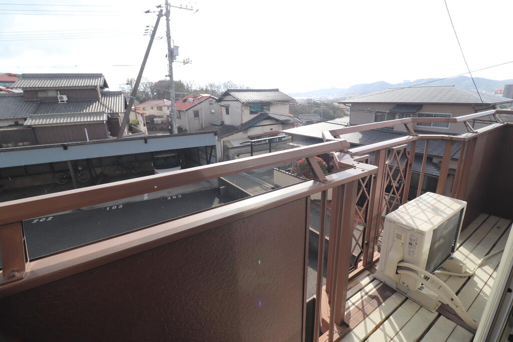 バルコニー　バルコニーから海がみえますよ