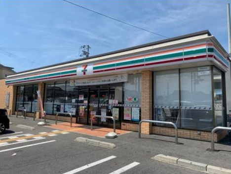 コンビニ　セブンイレブン 岸和田春木泉町店（コンビニ）まで879m