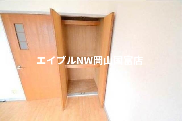 収納　別のお部屋の写真です。実際とは異なります。