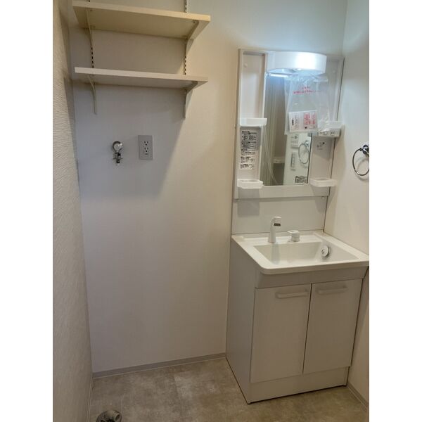 洗面設備　別室の参考写真です。※現況優先