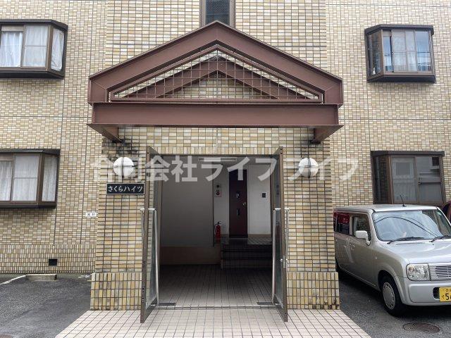 エントランス　清潔なエントランスです