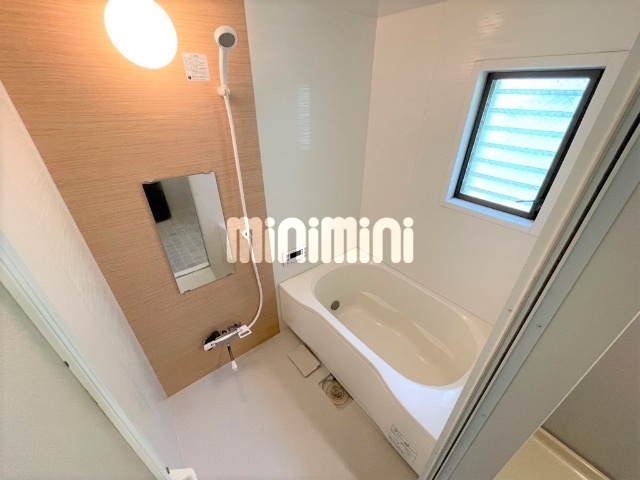 バス・シャワールーム　バスルーム