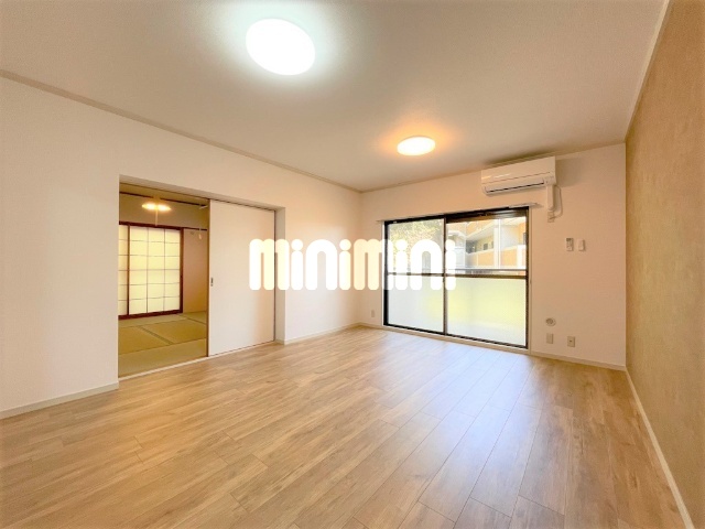 居室・リビング　リビング