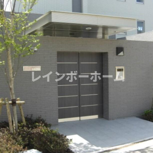 エントランス　建物の内部です