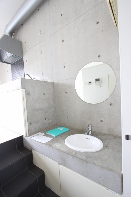 洗面設備　同物件別室です。