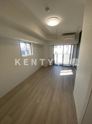 居室・リビング　使いやすい居間です