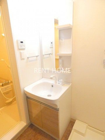 洗面設備　シャンプードレッサー