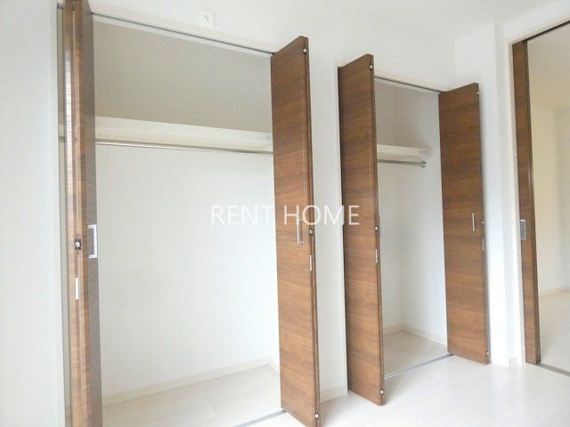 収納　クローゼット