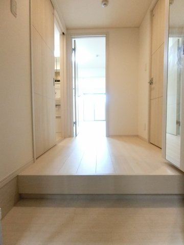 玄関　詳細は、RISUMO江坂本店→06-6155-7137まで♪