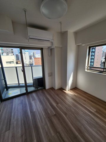 居室・リビング　AZEST関内