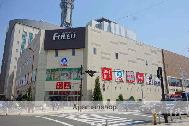 ショッピングセンター　フォレオ（ユニクロ、しまむら、びっくりドンキー、サイゼリア）（ショッピングセンター）まで914m