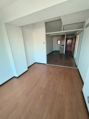 居室・リビング　6畳洋室