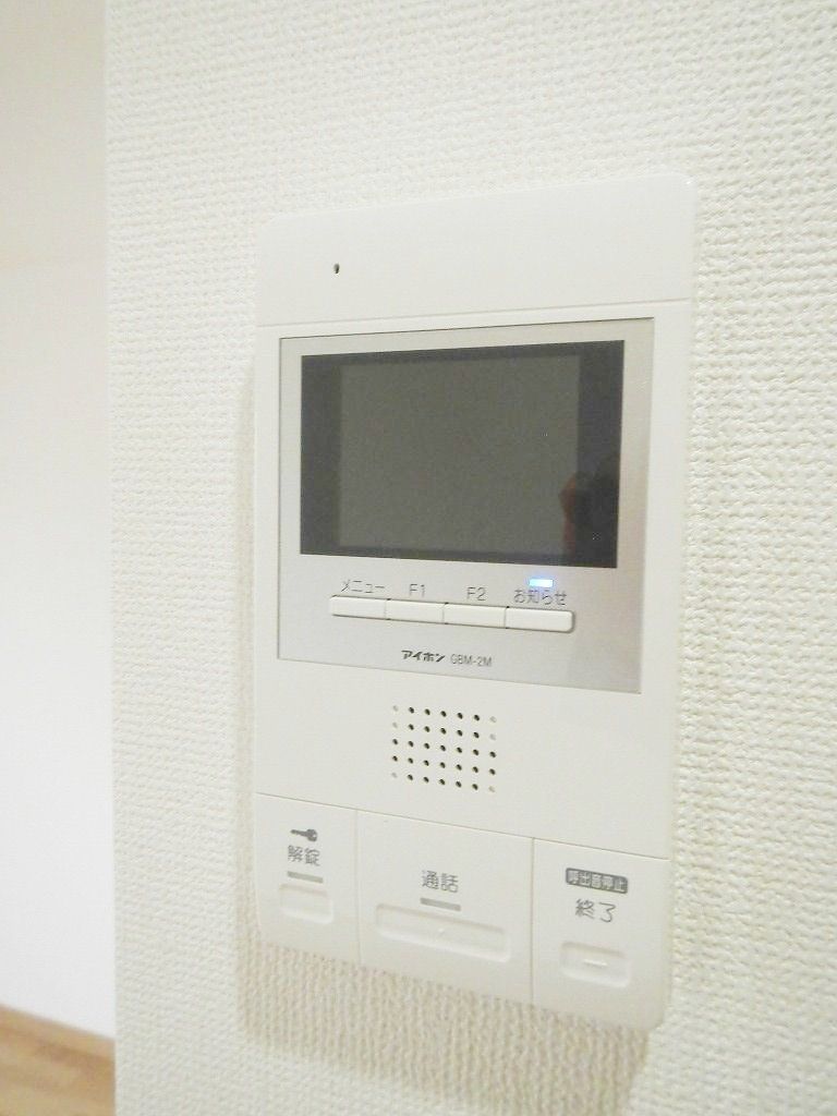 セキュリティ　TVモニター付きインターホン