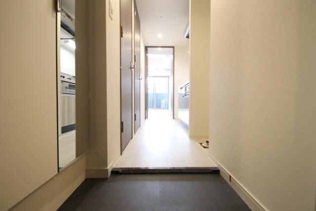 玄関　※別室の参考写真の為、現況優先です。