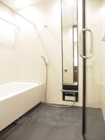 バス・シャワールーム　バス※別部屋参考写真