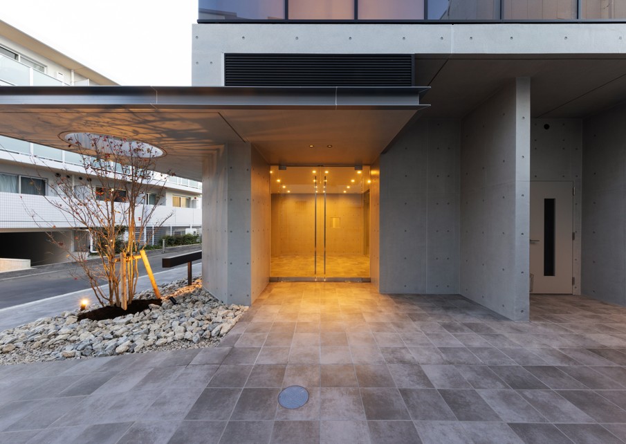 エントランス　建物の内部です