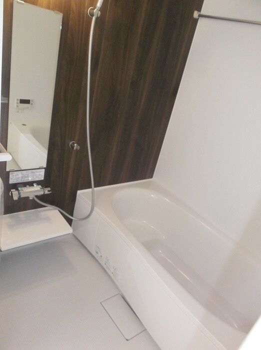 バス・シャワールーム　★お問い合わせはタウンハウジング神奈川橋本店まで★