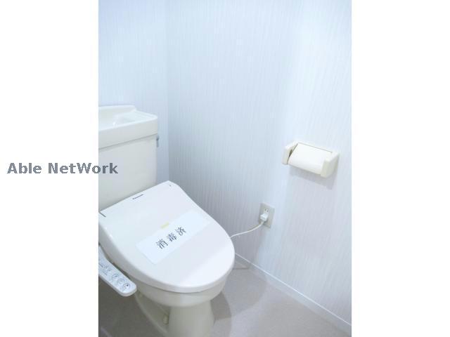 トイレ　※同物件別部屋