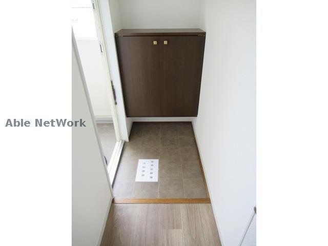 玄関　※同物件別部屋