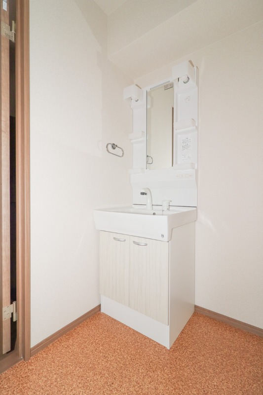 洗面設備　図面と現状に相違がある場合には現状を優先