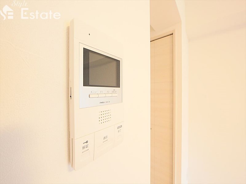 セキュリティ　モニター付きインターホン