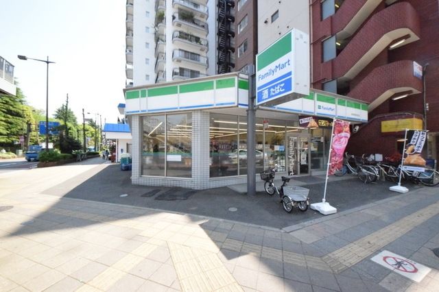 コンビニ　ファミリーマート南多摩高校前店（コンビニ）まで166m