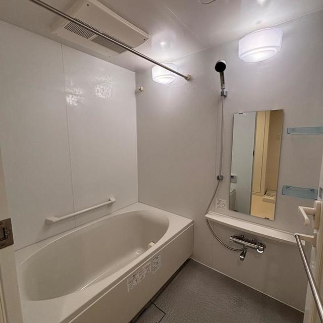 バス・シャワールーム　※写真は同タイプ住戸です。