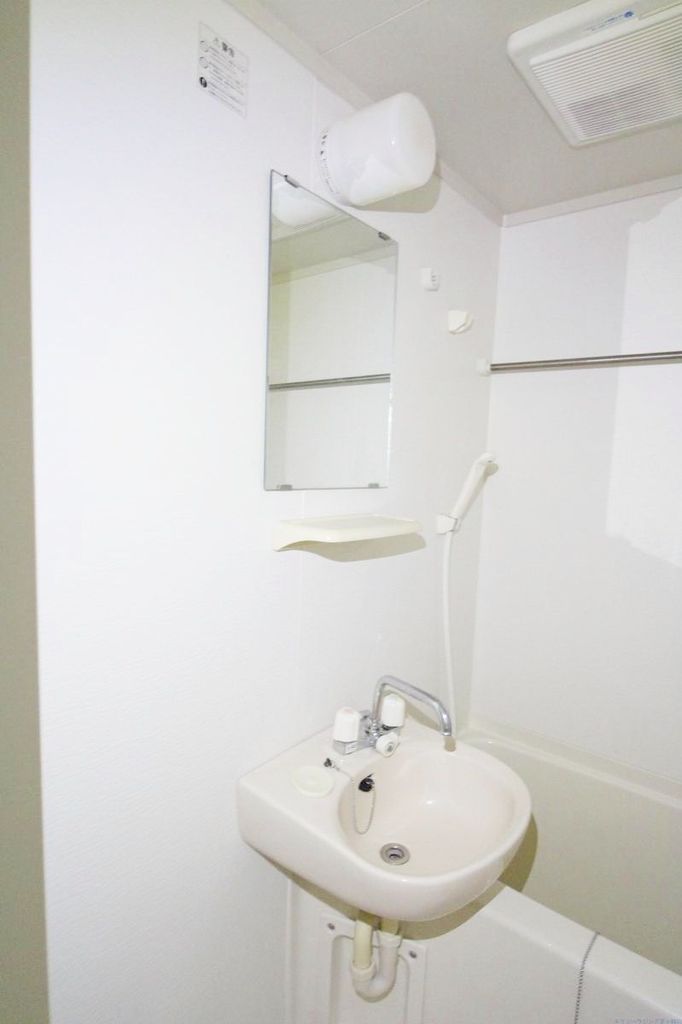洗面設備　★閑静な住宅街に立地★
