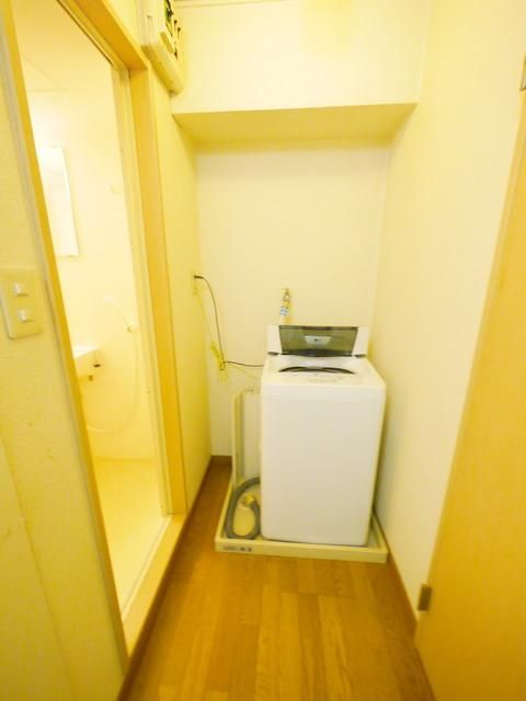 洗面設備　洗濯機