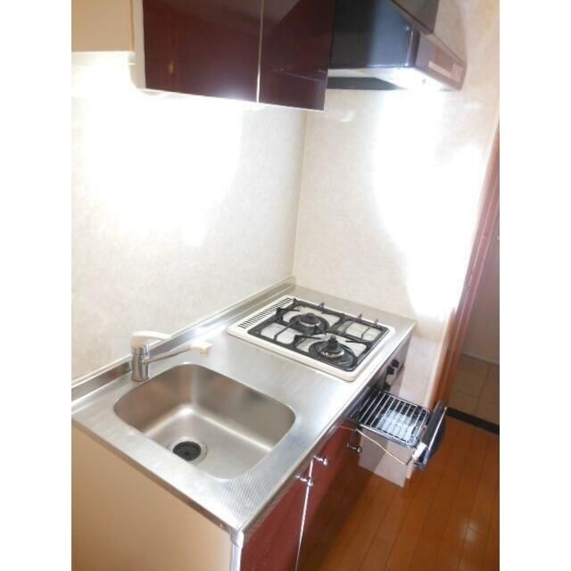 キッチン　※別部屋参考写真