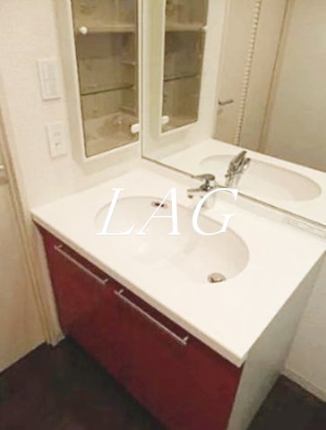 洗面設備　洗面台です。